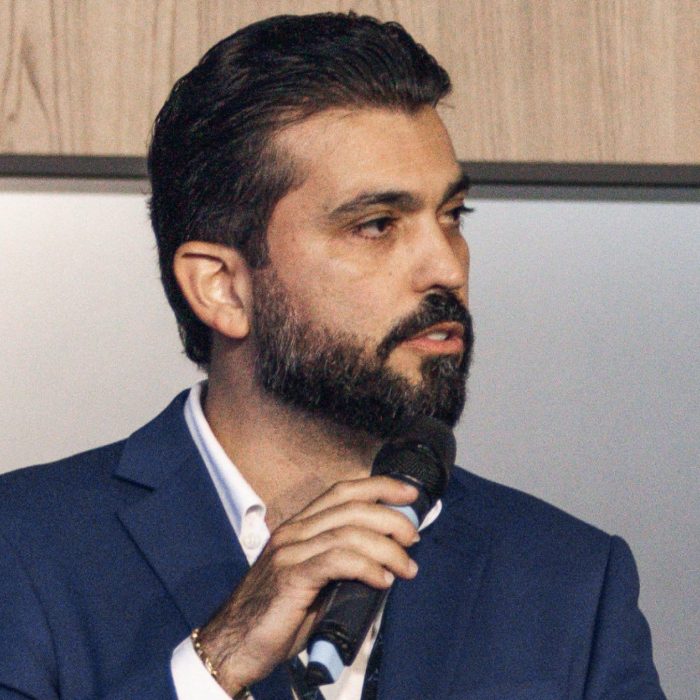 Danilo-Almeida-_-Medico-Especialista-no-tratamento-da-dor.jpg Danilo-Almeida-_-Medico-Especialista-no-tratamento-da-dor.jpg